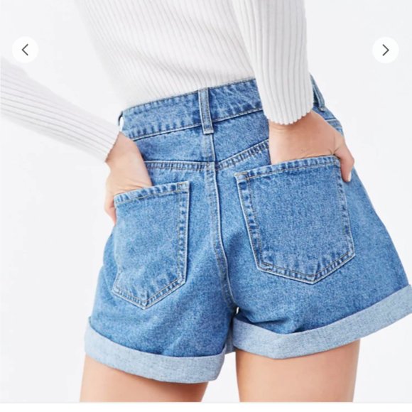 Brand new jean shorts - Picture 2 of 3